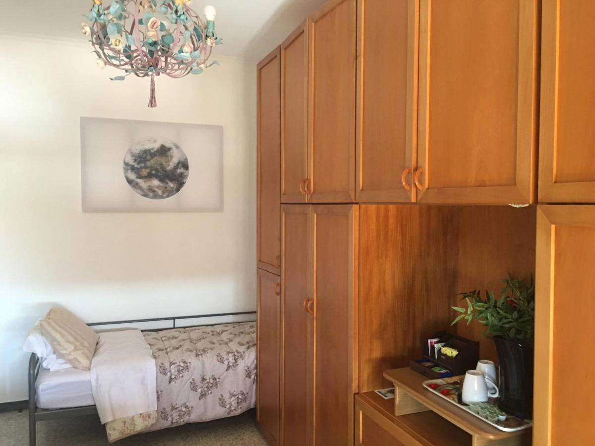 Panoramic And Bright Penthouse Is Waiting For You Apartment Roma Exterior foto