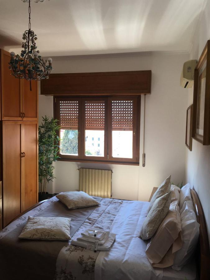 Panoramic And Bright Penthouse Is Waiting For You Apartment Roma Exterior foto