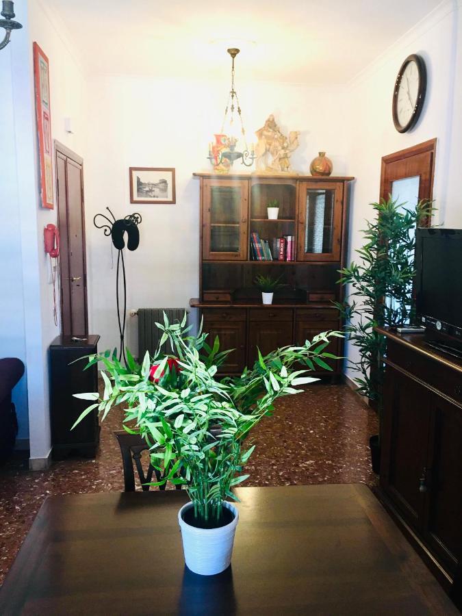 Panoramic And Bright Penthouse Is Waiting For You Apartment Roma Exterior foto